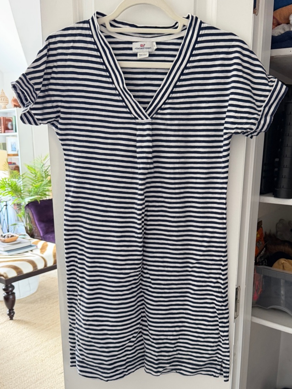 Vineyard Vines Navy & White Striped Swim Cover Up. XS